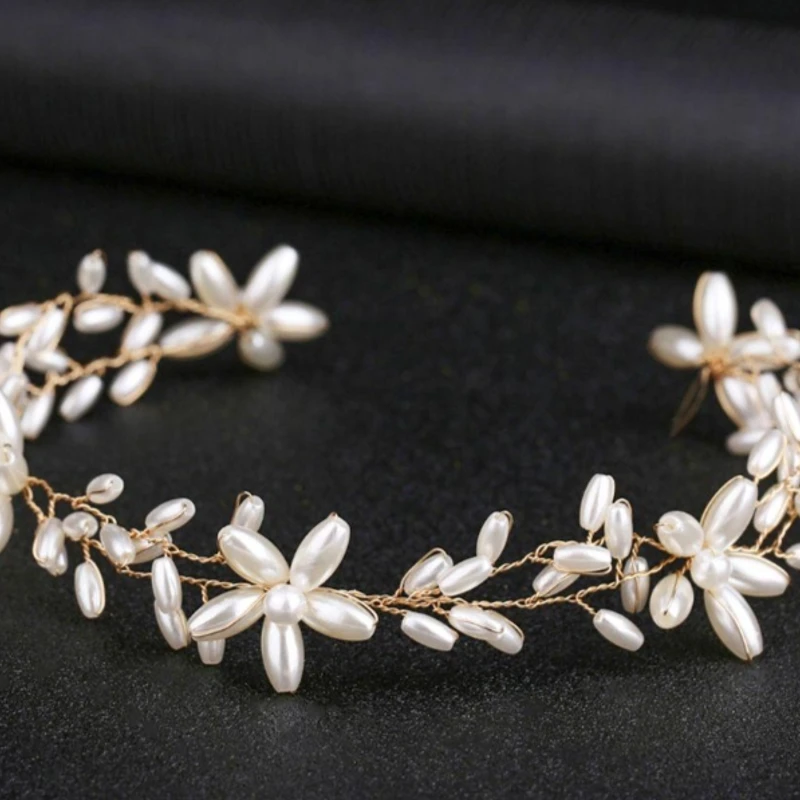 Elegant pearl headband /hair accessories