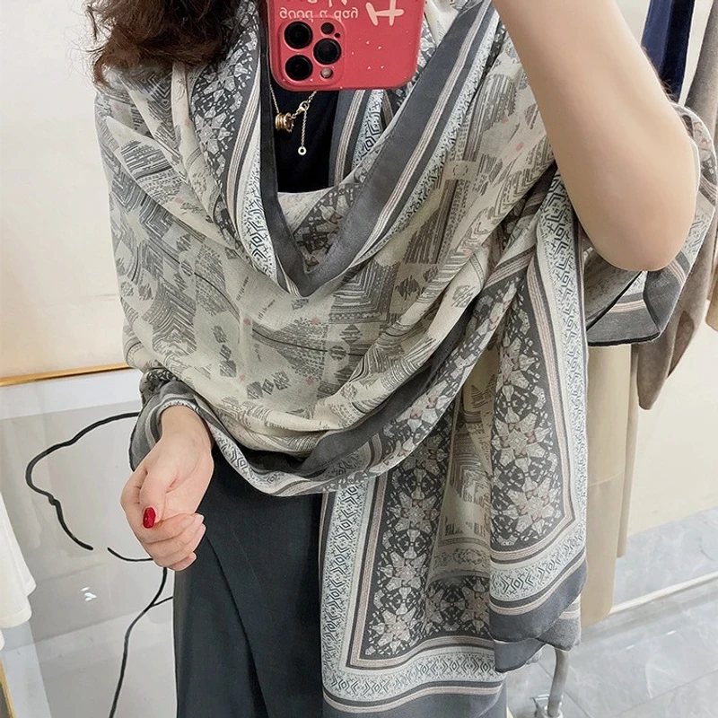 Elegant grey hijab/orna