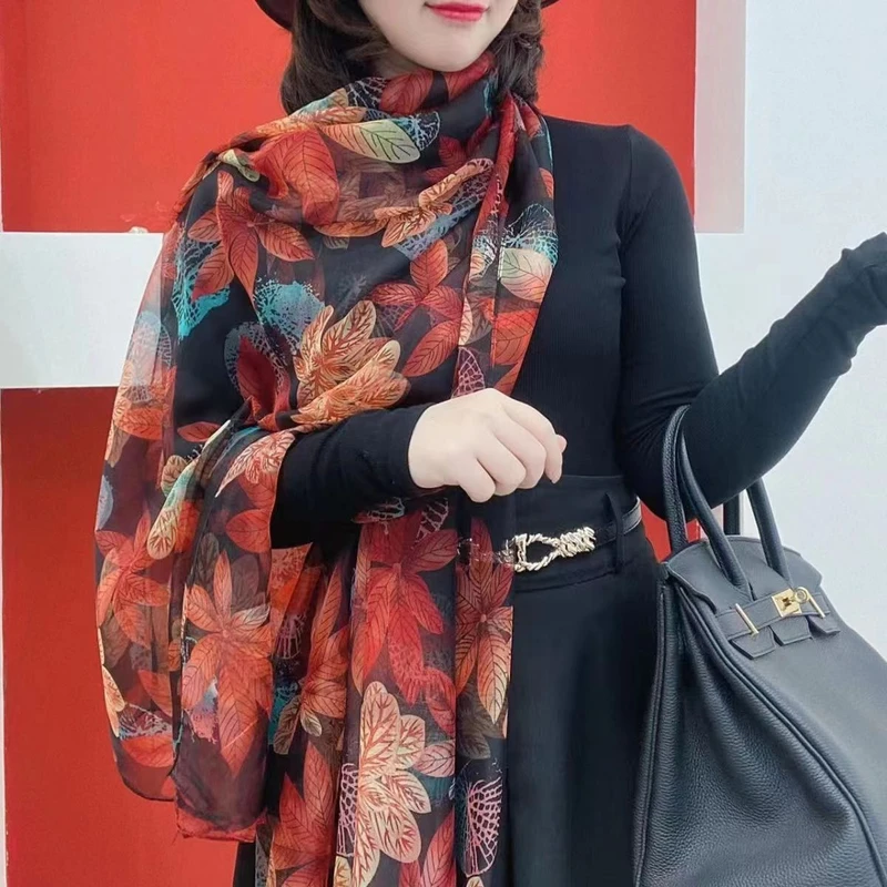 Red maple leaf pattern long silk hijab / orna