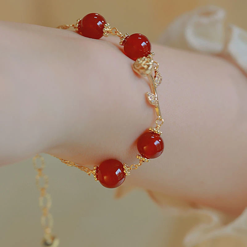 Gorgeous Red Color Four Leaf Clover Bracelet