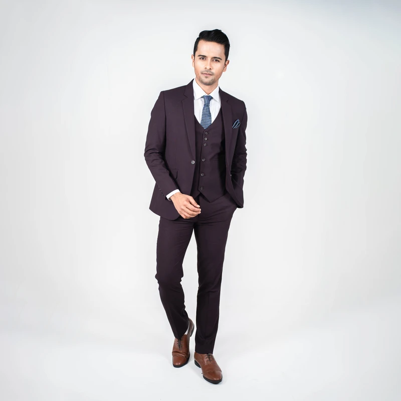 Premium Dark Burgundy Three Piece Suit - Thumbnail 3