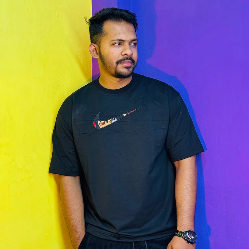 Suske Anime Embroidered Tee - Image 3