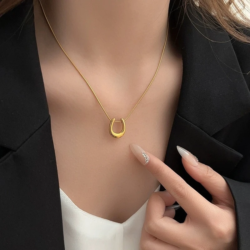 Stainless steel necklace
