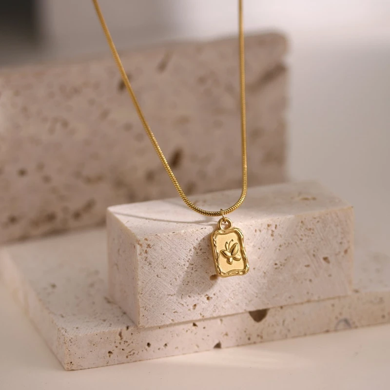 Stainless steel necklace