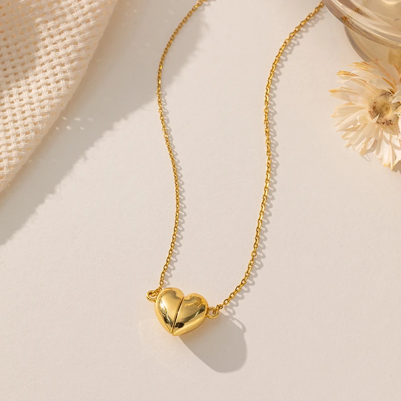 Magnetic stainless steel necklace