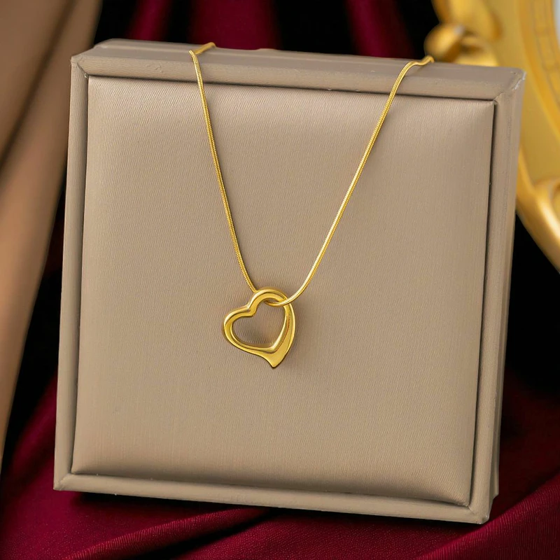 Stainless steel necklace