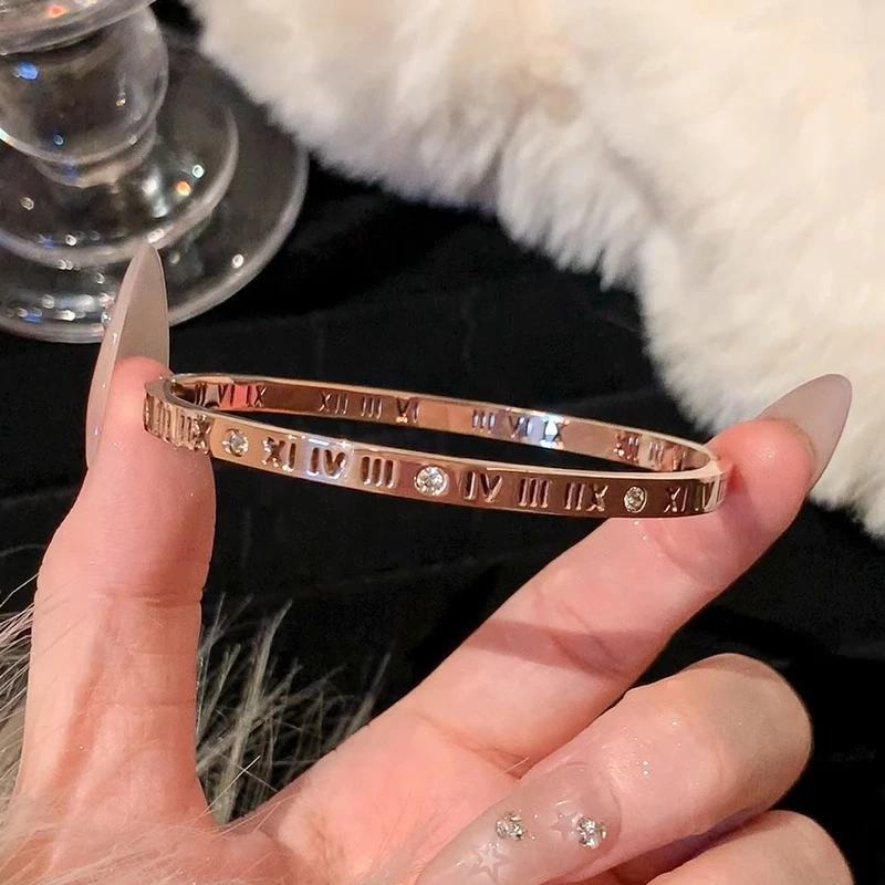 Stainless steel bracelet
