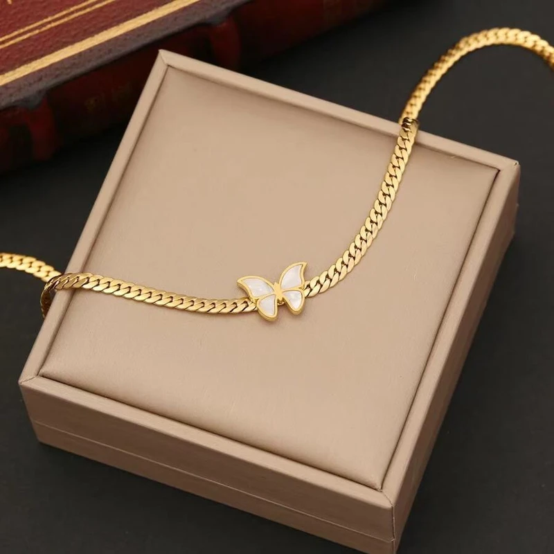 Stainless steel necklace
