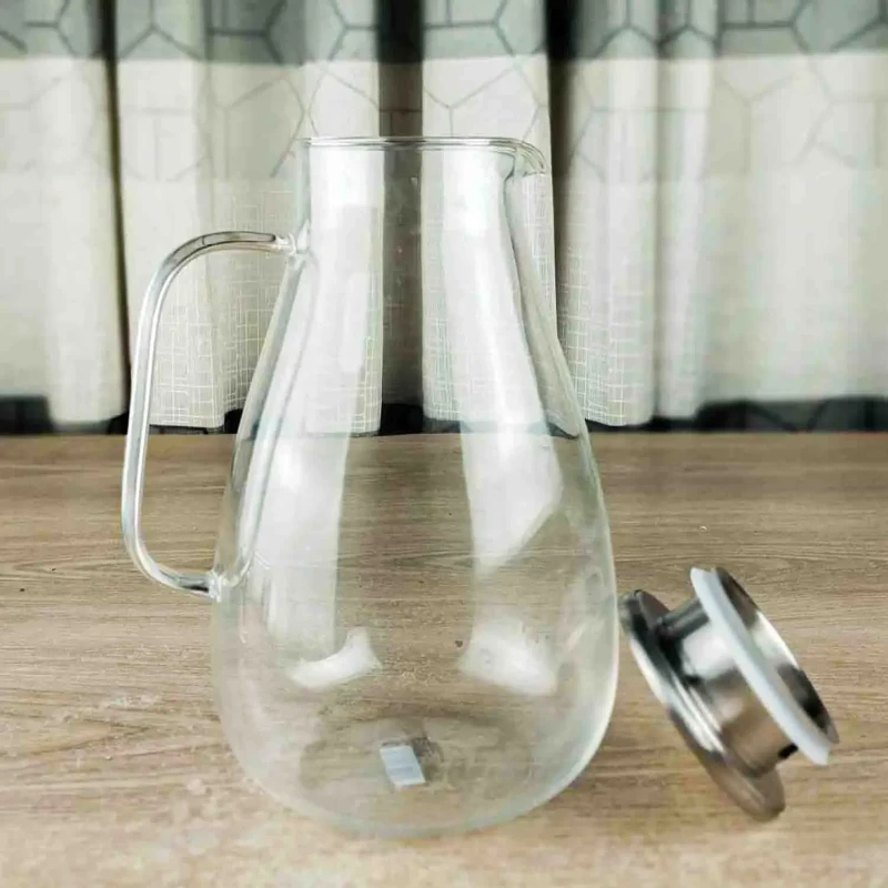 Borosilicate Water Jug with steel Lid - Image 5