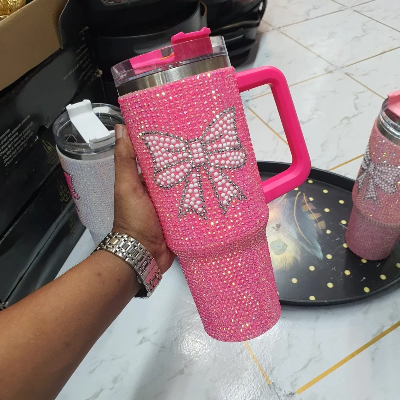 Butter Fly Hot and Cold Water Pot (OMMM)