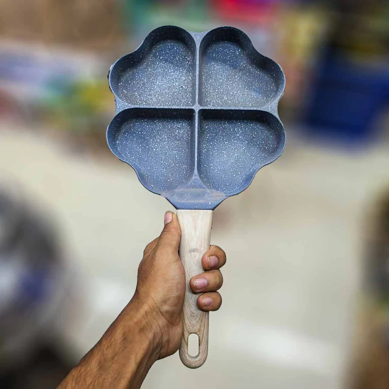 Love Shape 4 Hole Egg Pan