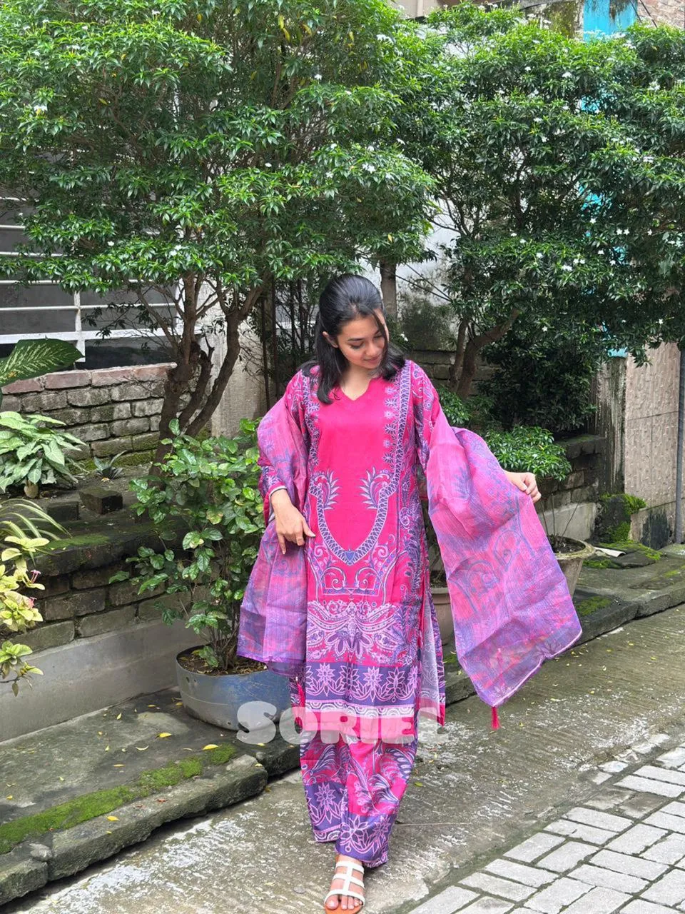 Dubai Soft Silk (Three Piece) - Thumbnail 3
