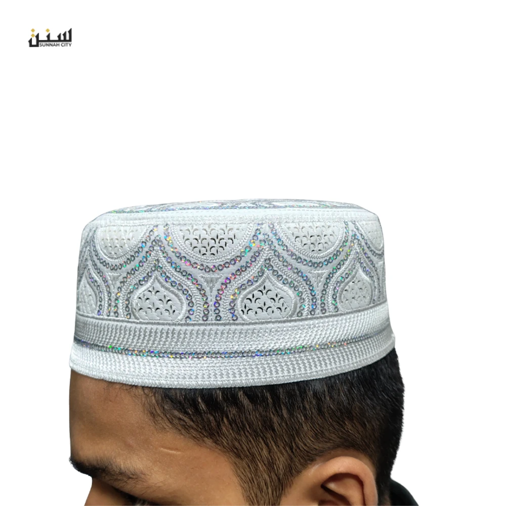 Muslim Prayer Tupi – White Cotton Net Premium - Image 3
