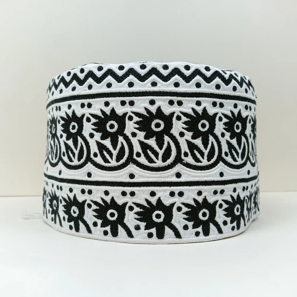 58 Size Omani Handmade Cap – Black Azhari & Saydee Style Tupi