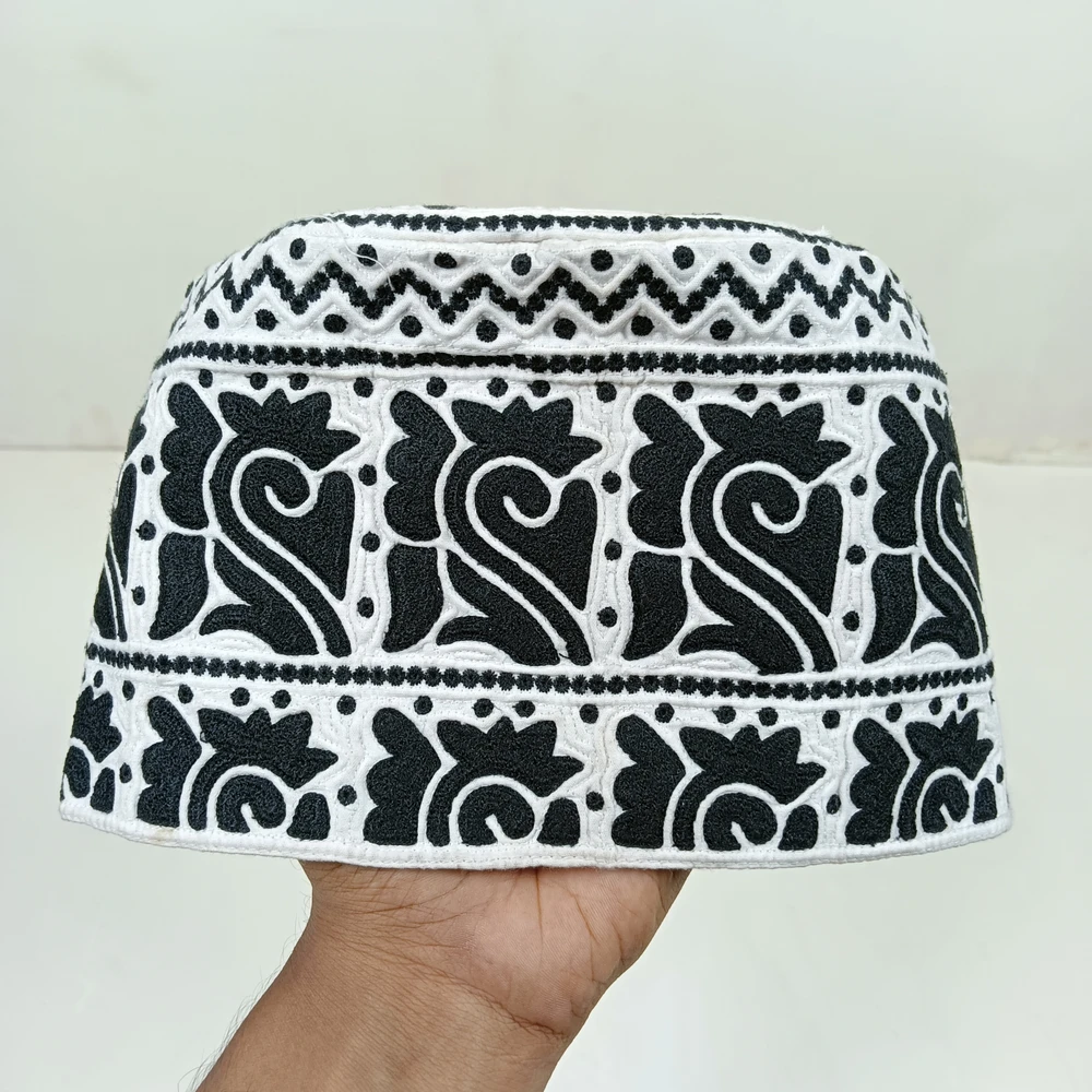 Omani Tupi | হাতে সেলাই করা প্রিমিয়াম কটন টুপি