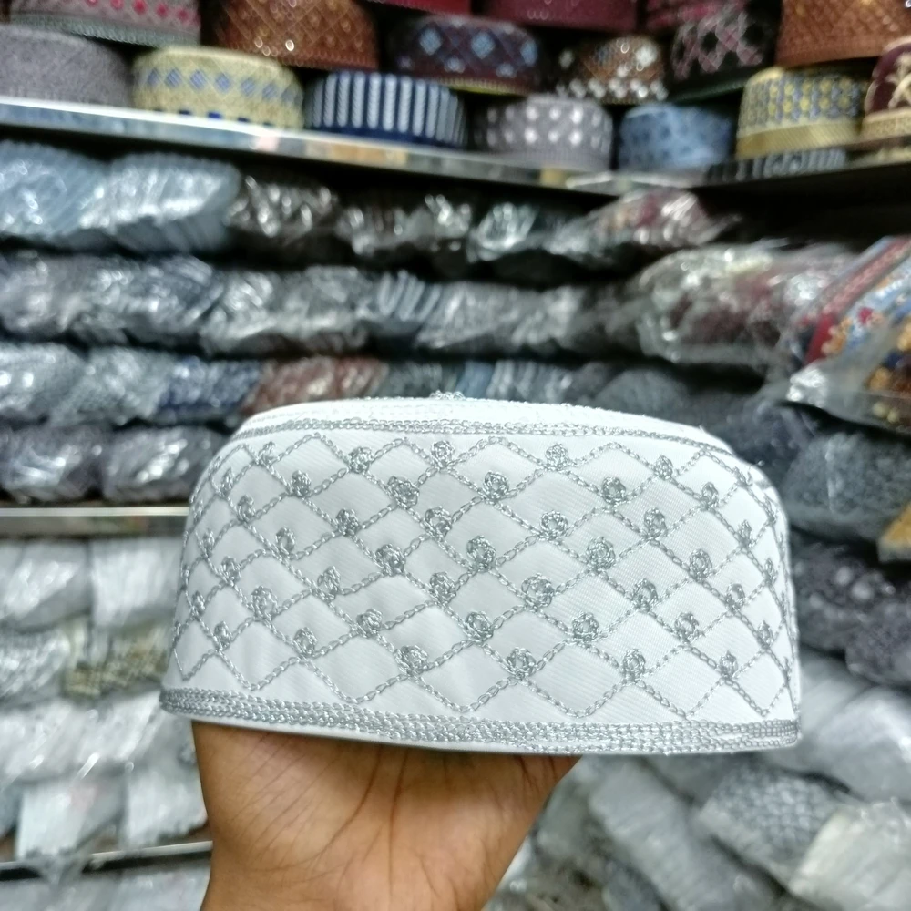 Azhari Tupi – White and Silver Color - Image 3