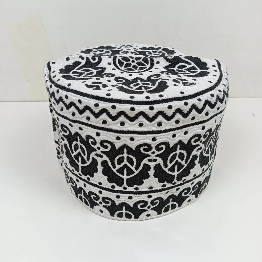 53 Size Omani Handcrafted Cap - Image 3