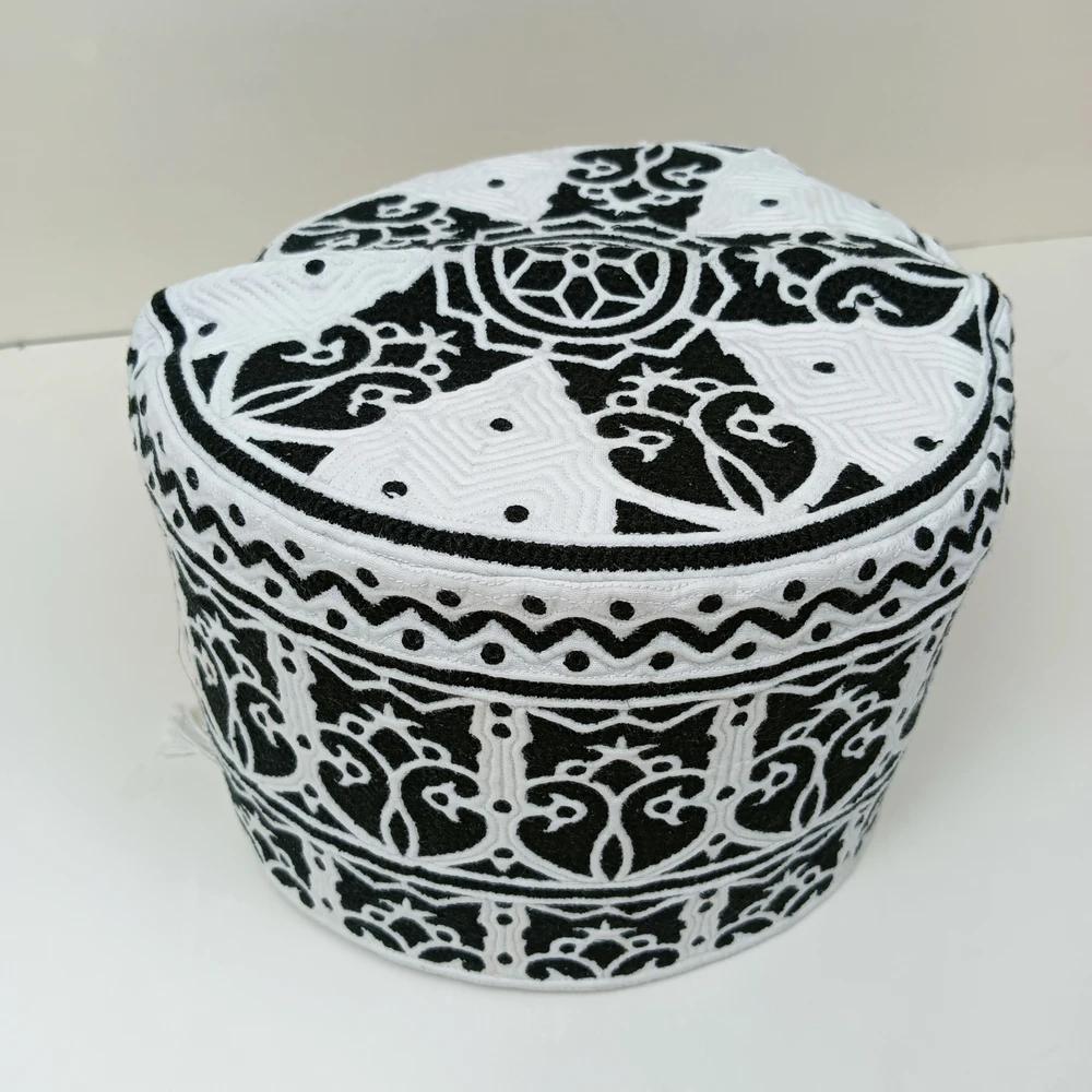 58 Size Black Azhari Tupi – Omani Handcrafted Cap for Bokta - Image 3
