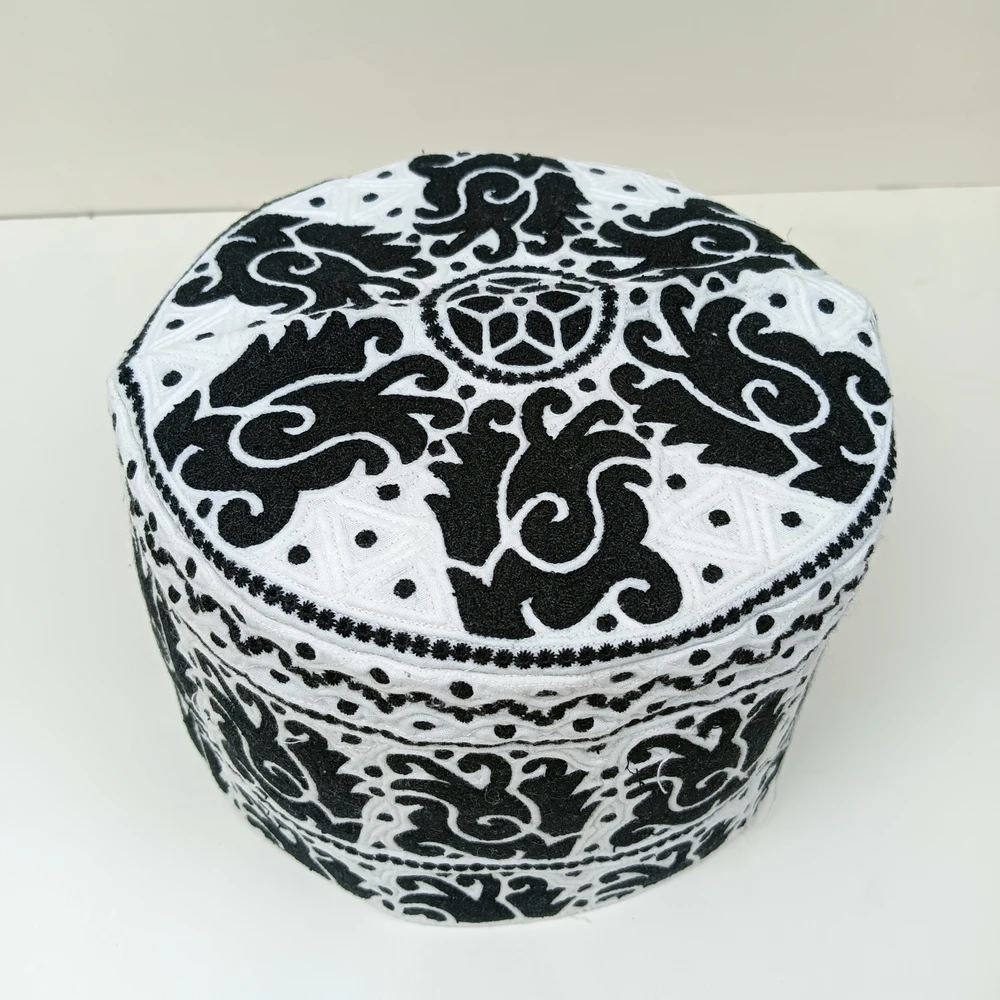 58 Size Black Omani Tupi – Pure Cotton Omani Handmade Cap - Image 4