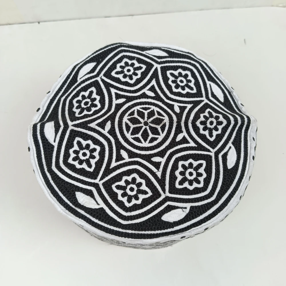 Handmade Omani Cap for Men – Cotton - Image 3