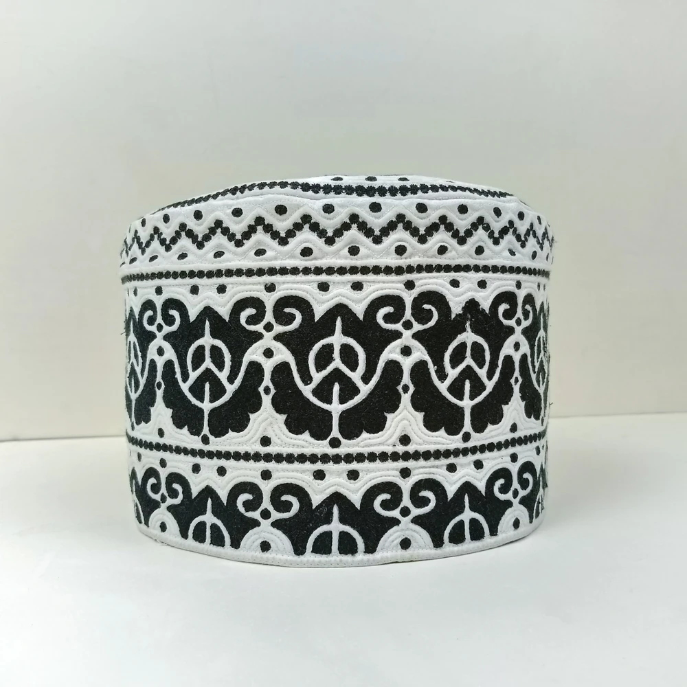58 Size Black Omani Tupi – Elegant Omani Handcrafted Cap