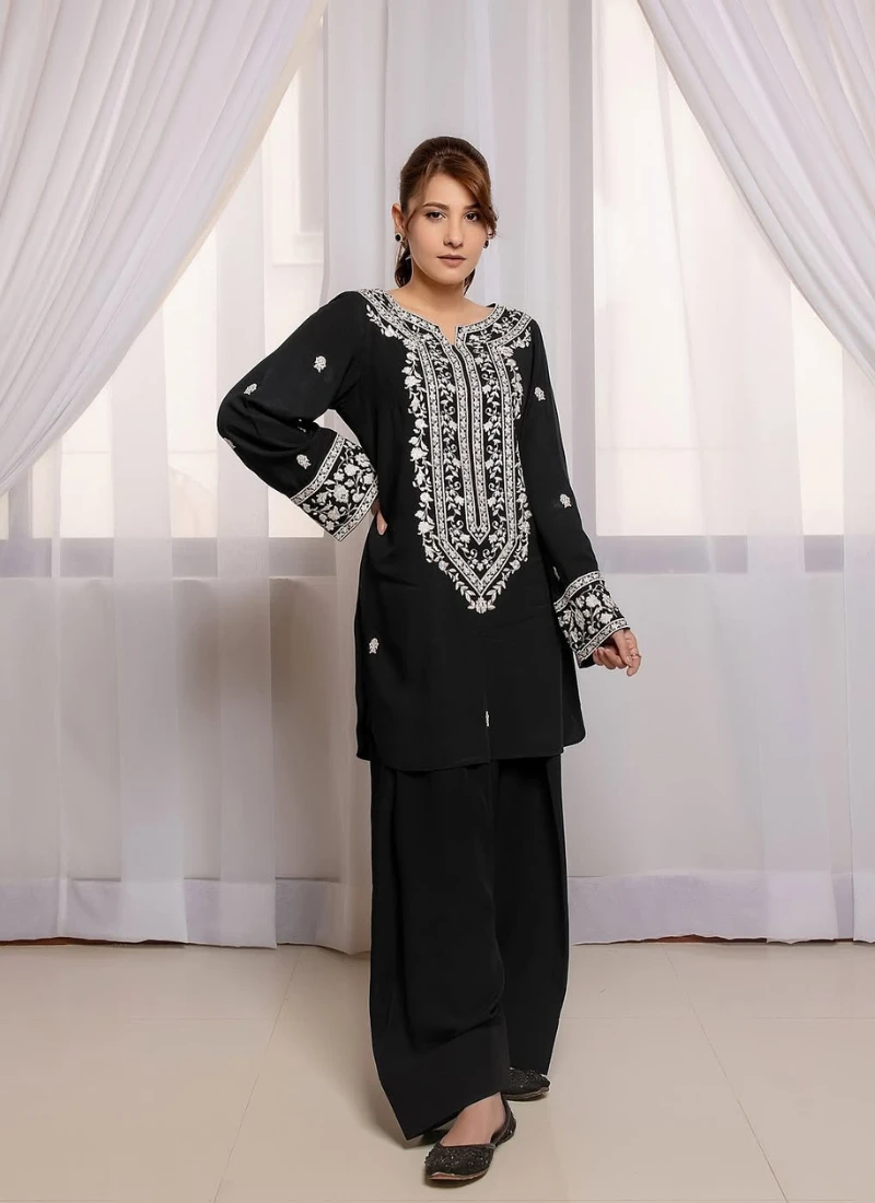 Elegant Cotton 2-Piece Suit - Image 3