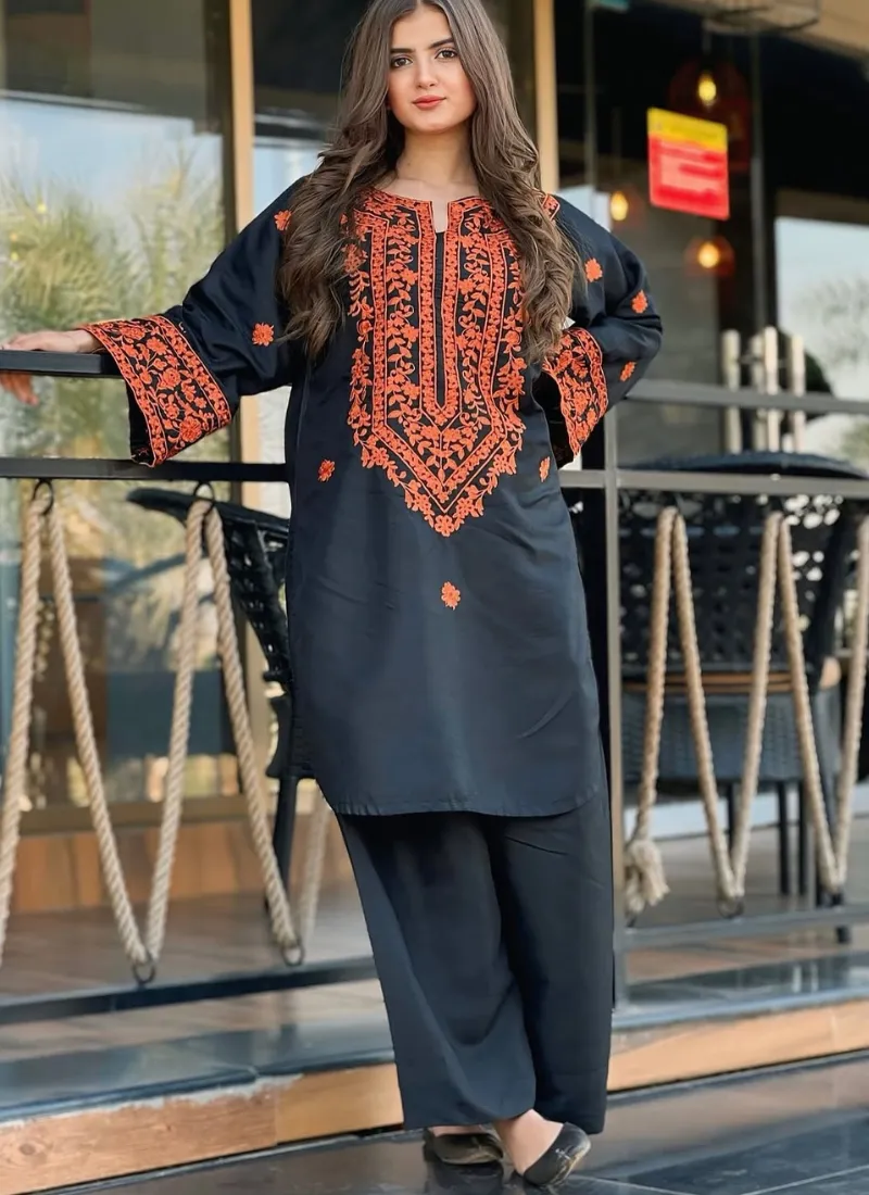Elegant Cotton 2-Piece Suit