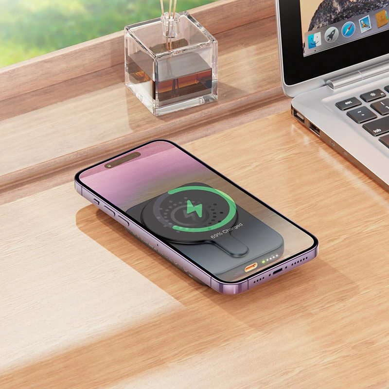 J117 Esteem PD20W magnetic power bank(5000mAh) - Thumbnail 8