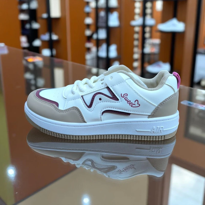 214 - White Sneakers with Beige and Maroon Accent—Trendy and Casual Look